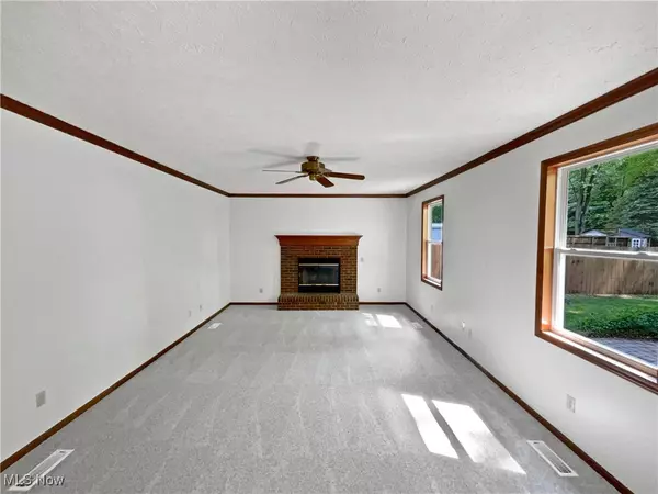 North Ridgeville, OH 44039,33531 Dickens CIR