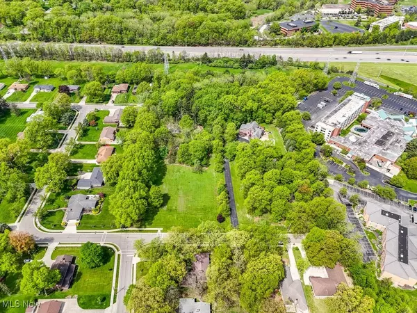 Independence, OH 44131,Daisy BLVD