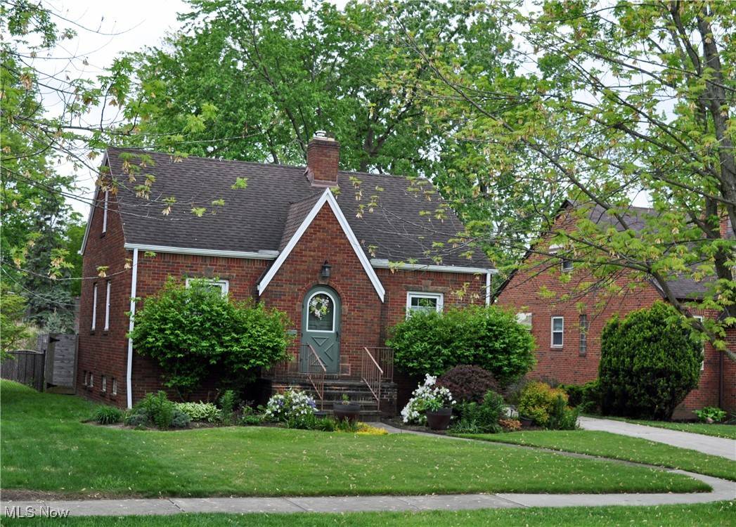 Cleveland, OH 44135,16205 Woodbury AVE