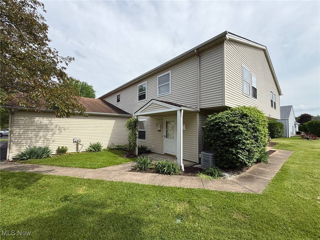 Cortland, OH 44410,3092 Ivy Hill CIR #D