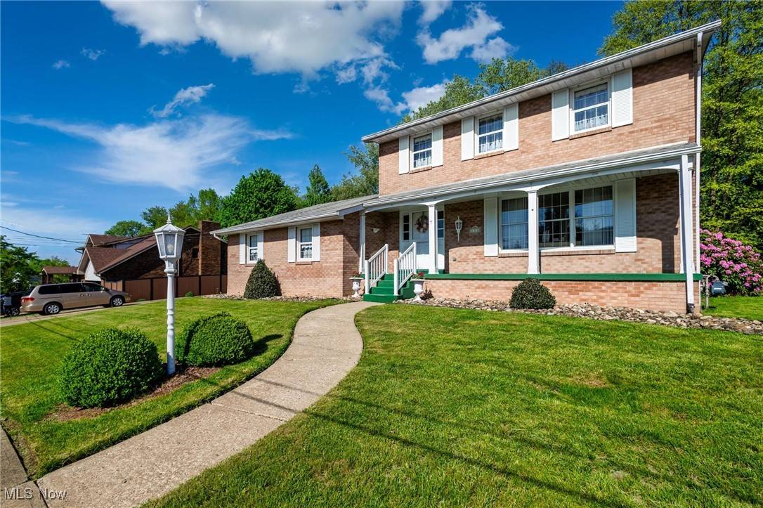 128 E CIRCLE DR, Weirton, WV 26062