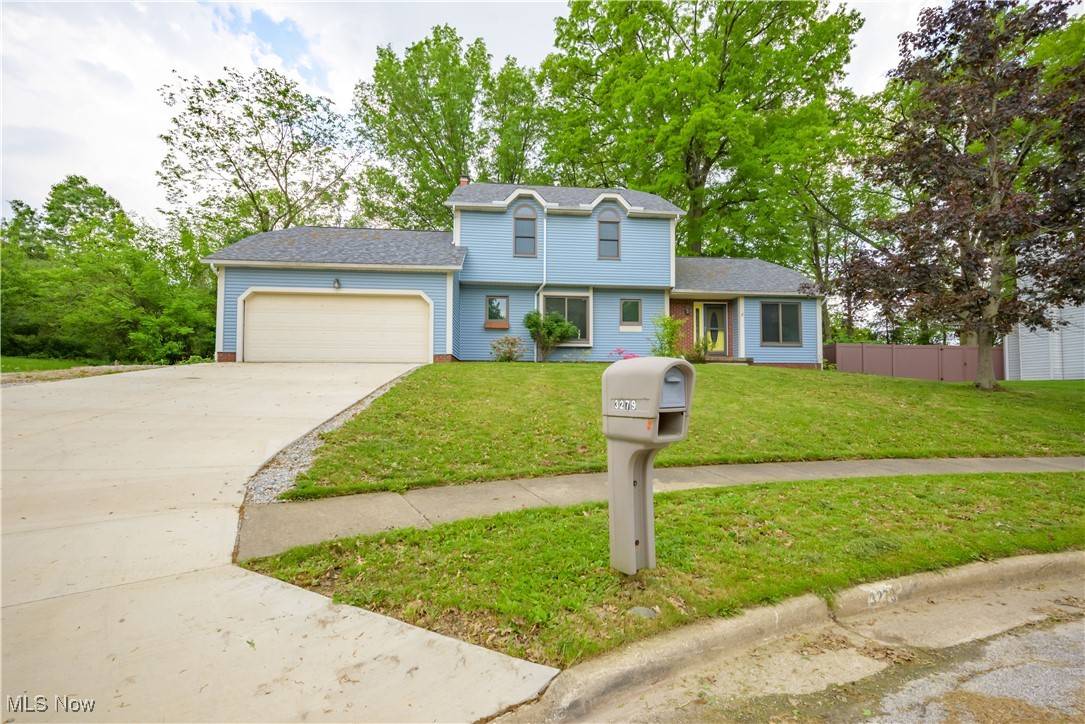 Cuyahoga Falls, OH 44223,3279 Michele Ruelle