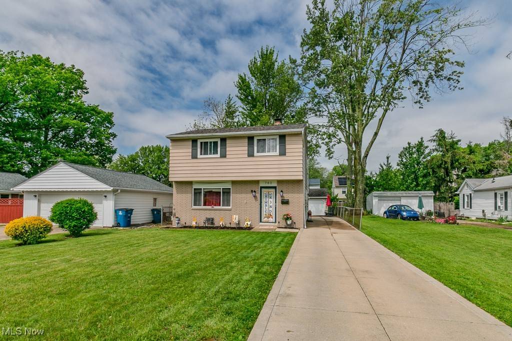 782 E 348th ST, Eastlake, OH 44095