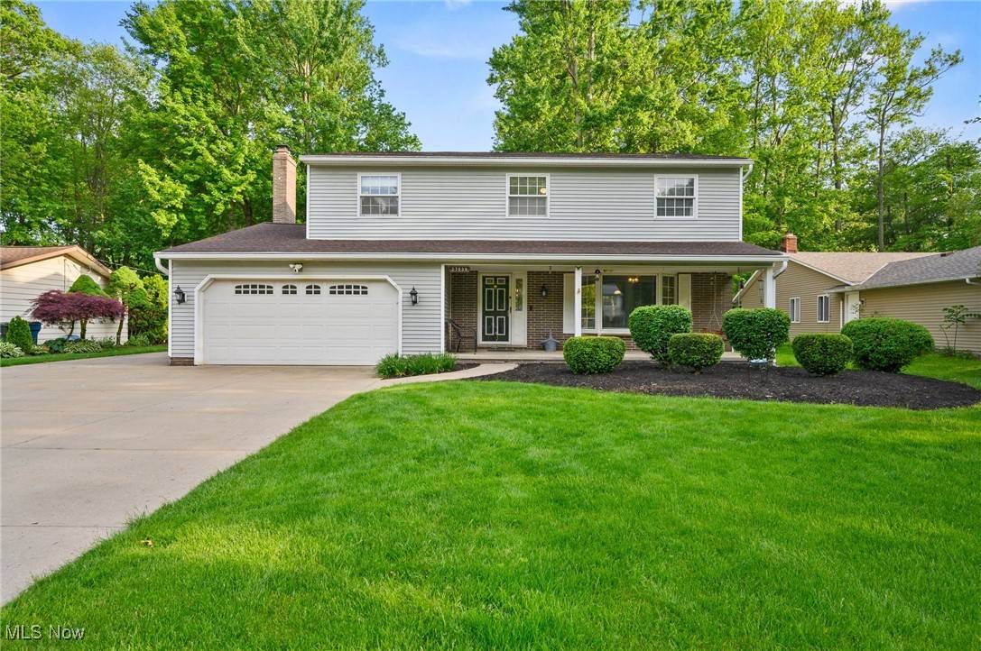 27539 Linwood CIR, North Olmsted, OH 44070