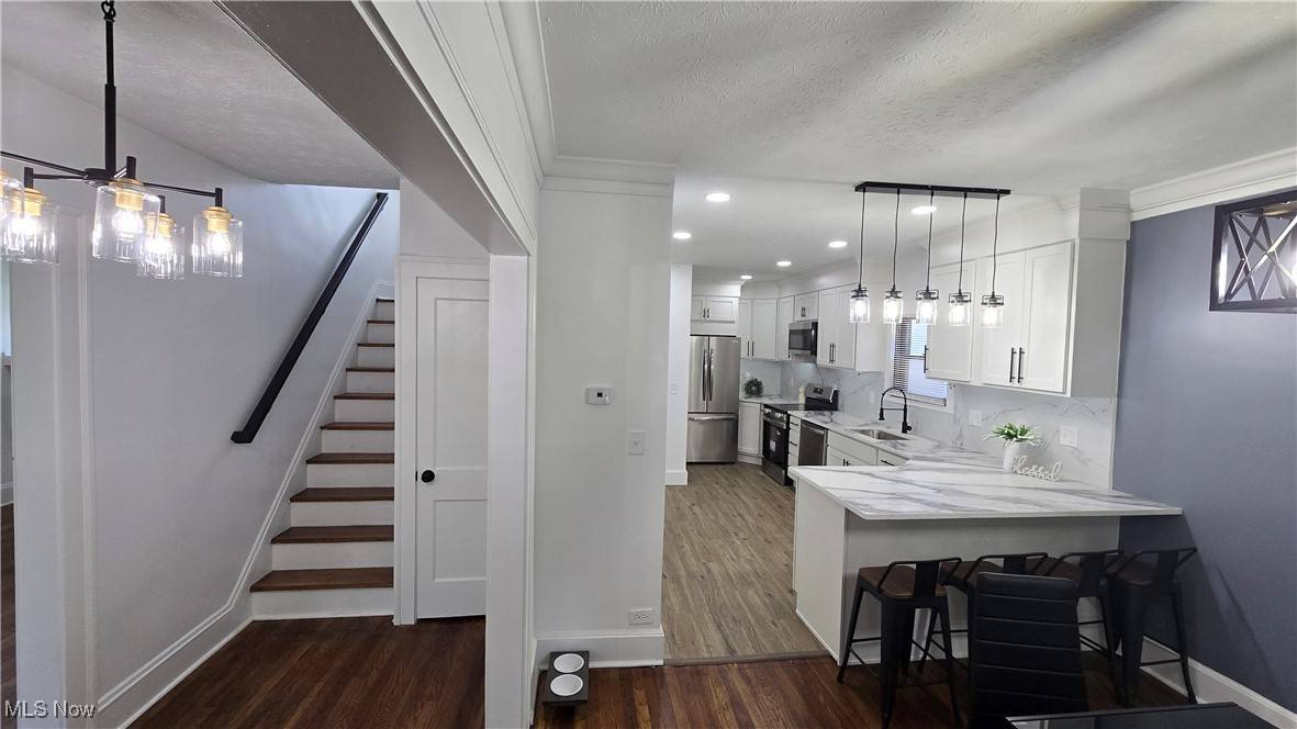 Cleveland Heights, OH 44118,3388 Cedarbrook RD