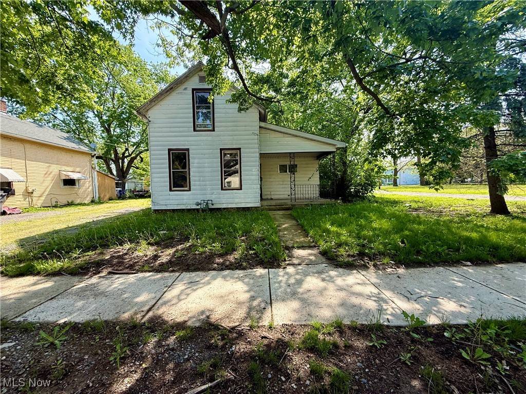 670 N West ST, Lima, OH 45801