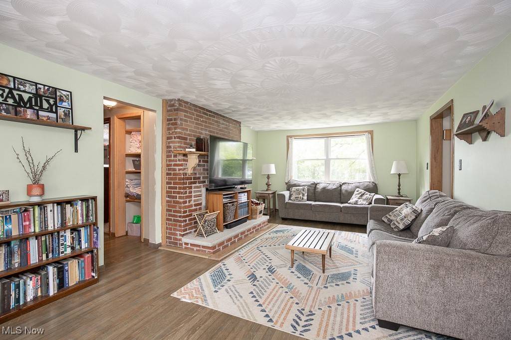 Peninsula, OH 44264,121 Keenan RD