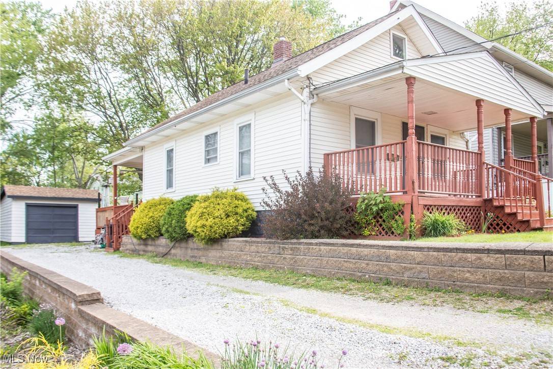 Akron, OH 44305,1393 Honodle AVE