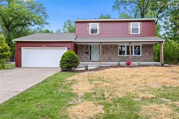 1704 Emerald DR, Lorain, OH 44053
