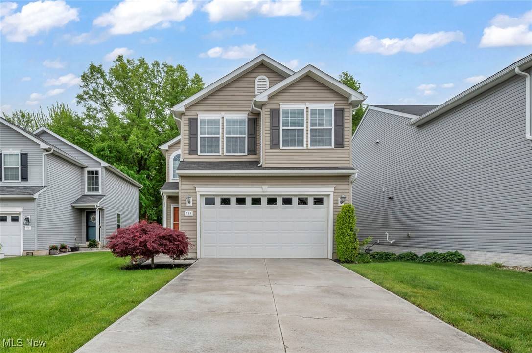 713 Westpointe DR,  Amherst,  OH 44001