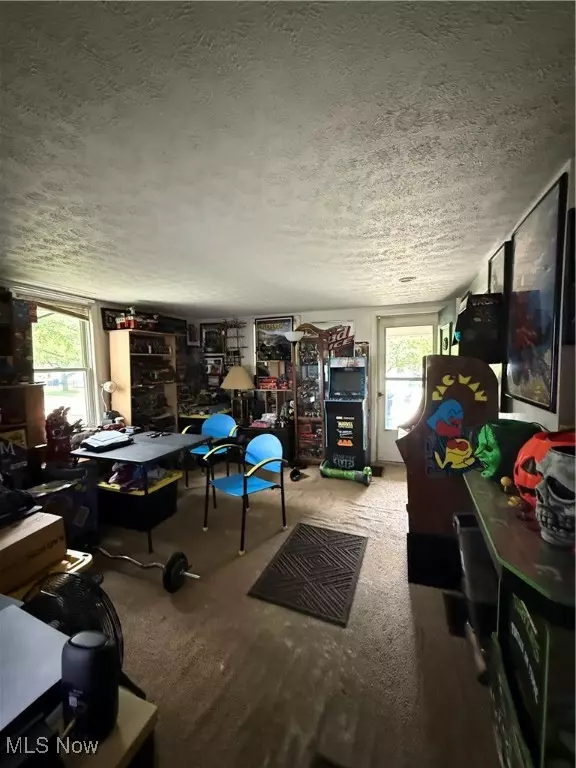 Ravenna, OH 44266,646 Highland