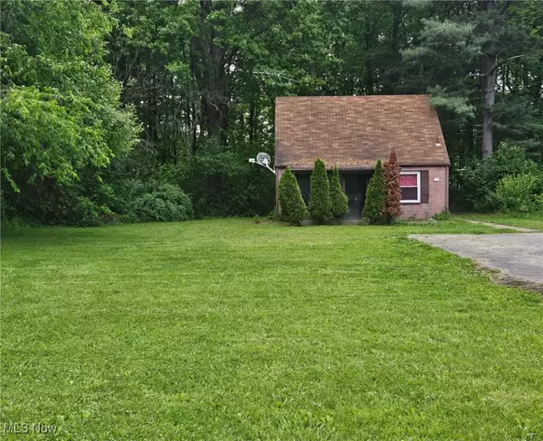 72 Idaho RD, Austintown, OH 44515