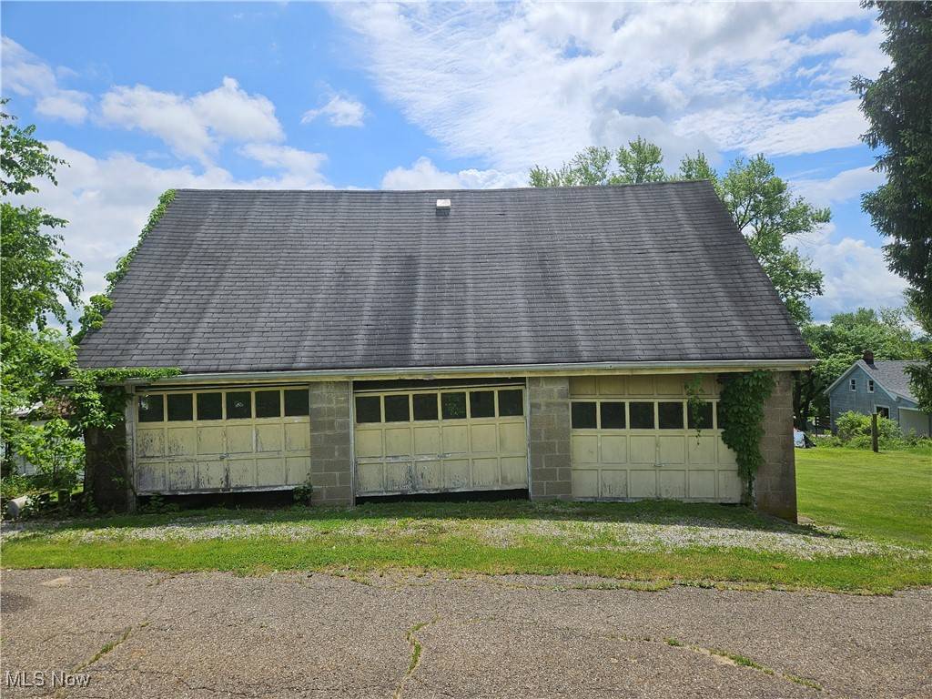 Richmond, OH 43944,119 S Green ST