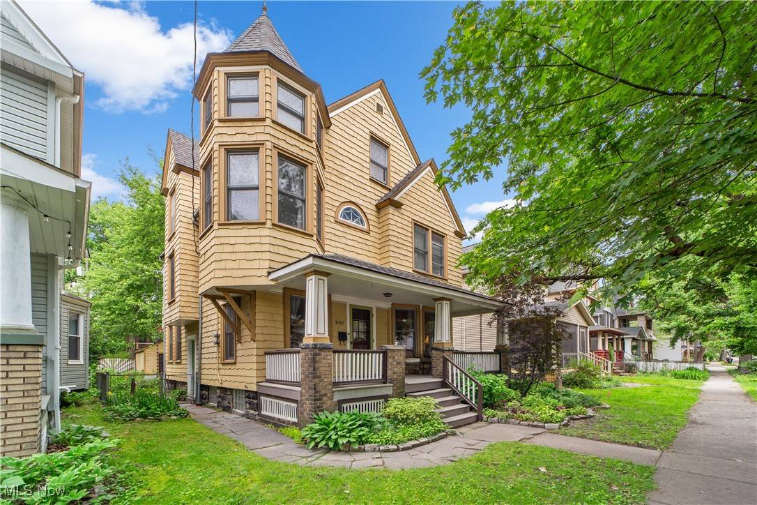 Cleveland, OH 44113,3018 W 12th ST