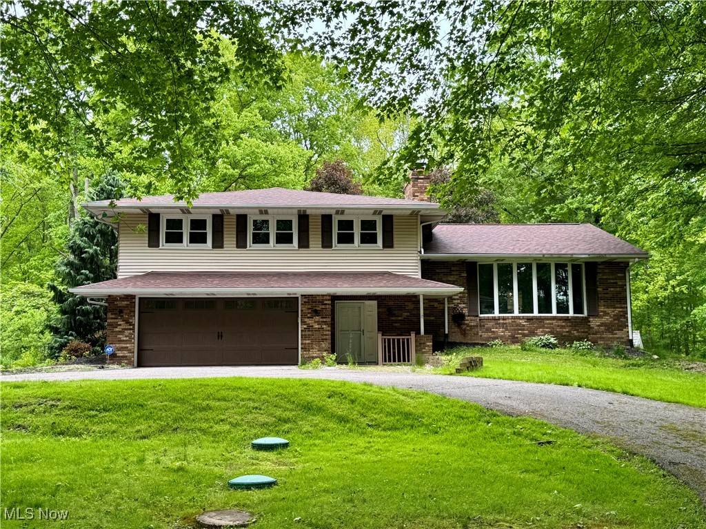 12710 Kinsman RD, Burton, OH 44021