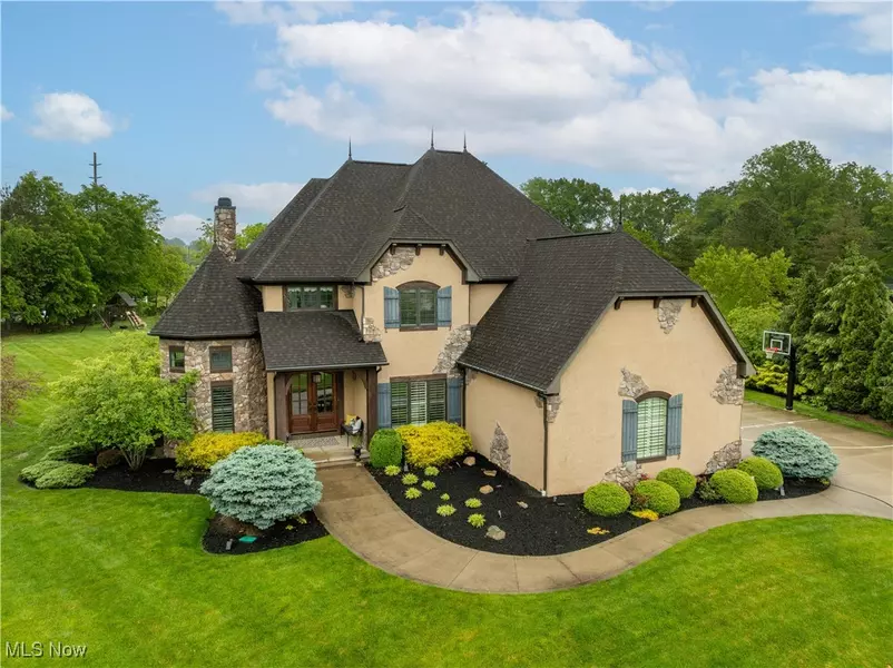 7828 Greenwich BLVD NW, Massillon, OH 44646