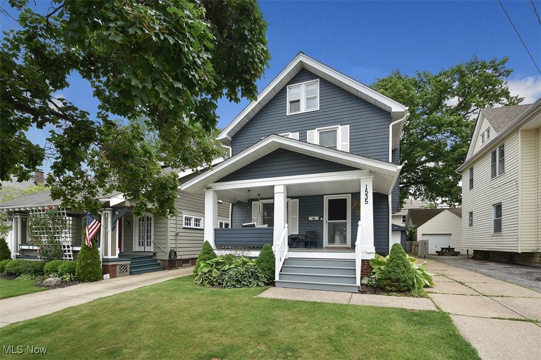 1535 Lauderdale AVE, Lakewood, OH 44107
