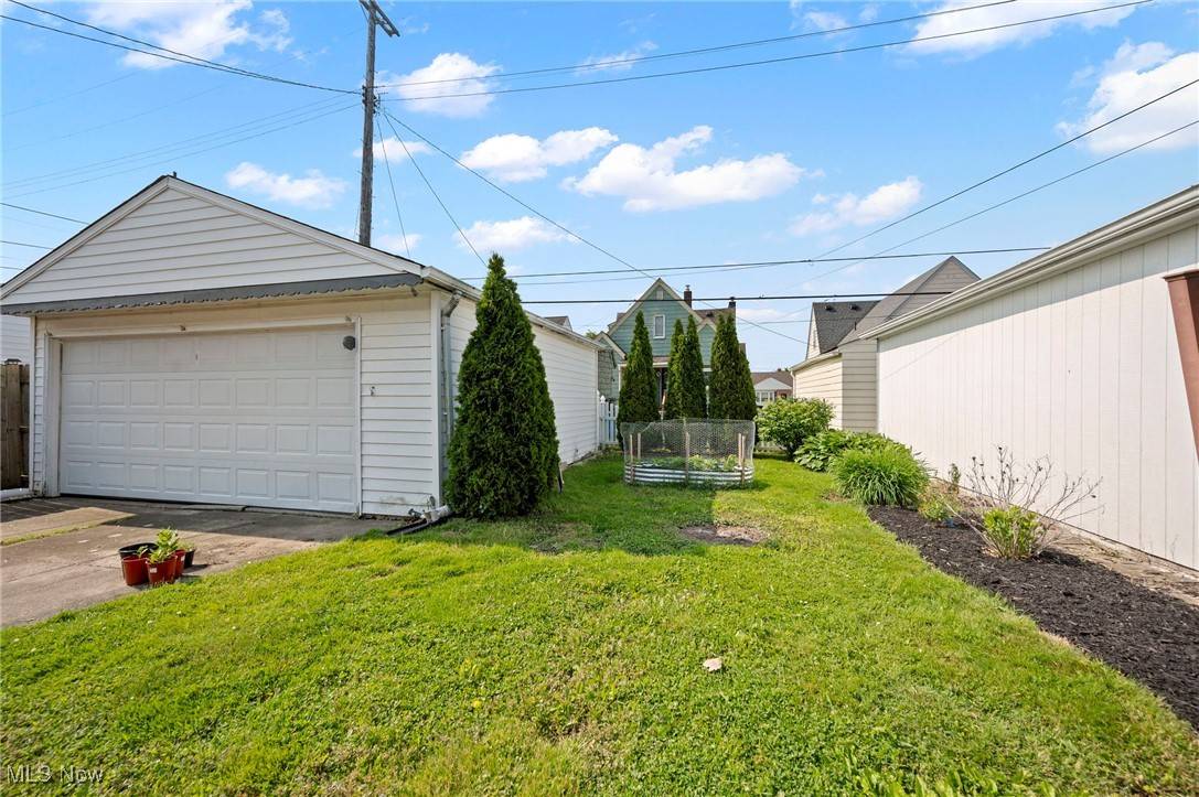 Cleveland, OH 44135,14113 Elsetta AVE