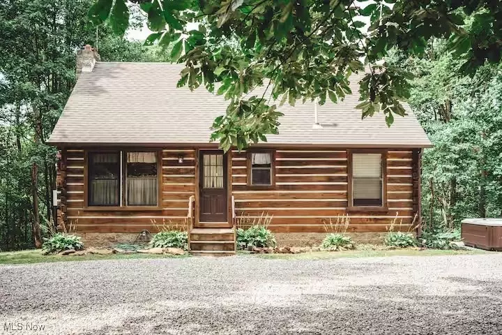 22916 Sams Creek RD, Laurelville, OH 43135