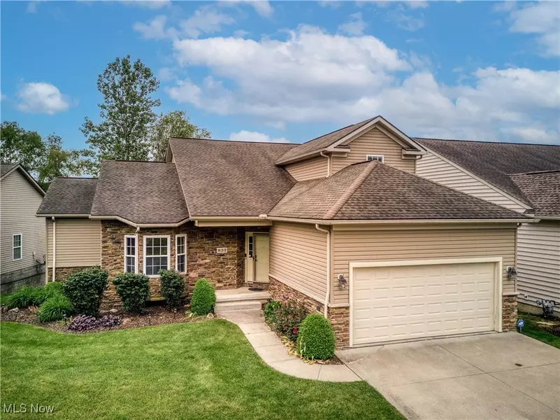 833 Lakeview CT, Kent, OH 44240