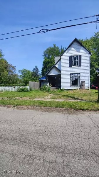 146 Nickle Plate AVE, Conneaut, OH 44030