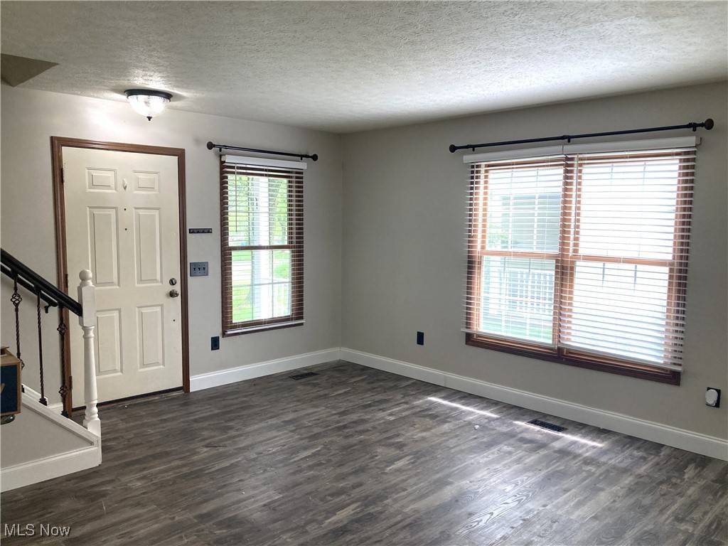 Medina, OH 44256,430 Charleton DR