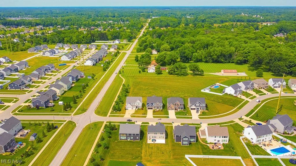 Columbia Station, OH 44028,8981 Leatherleaf DR