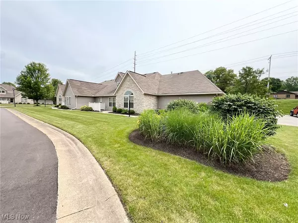 Massillon, OH 44646,8661 Dublin Ridge CIR NW