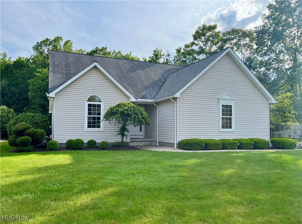 Howland, OH 44484,286 NE Palmer CIR NE