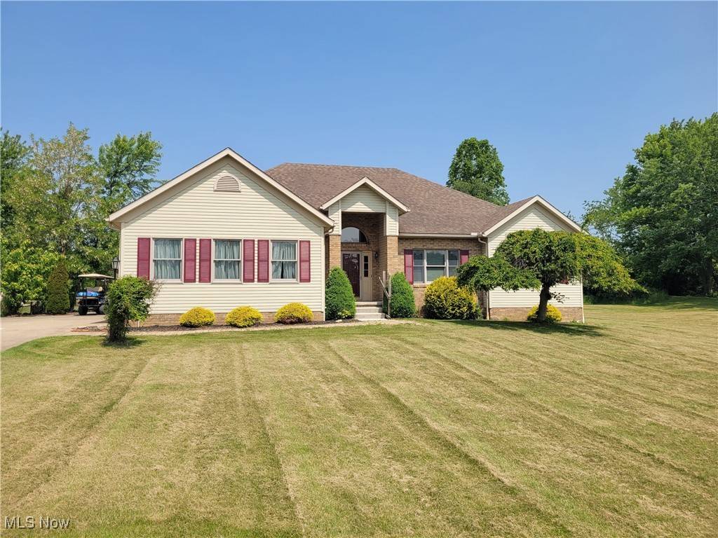 3172 Kinata CT, West Salem, OH 44287