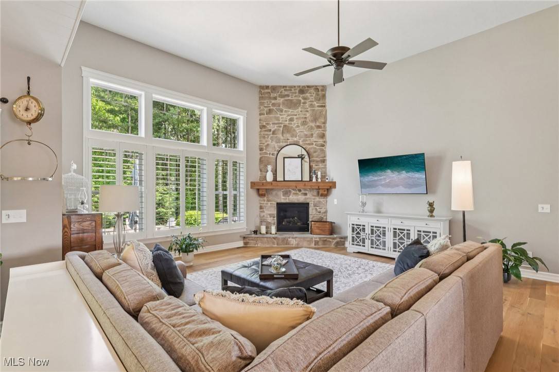 Medina, OH 44256,4082 Deer Lake DR