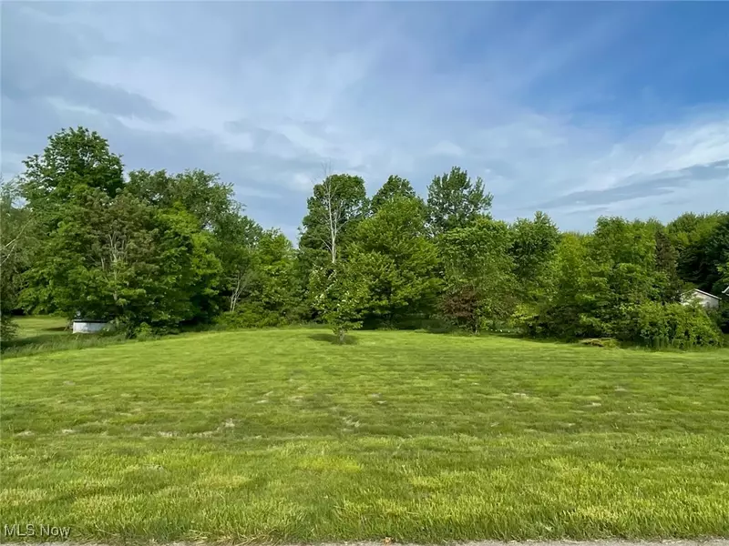 3584 County Line RD, Madison, OH 44057