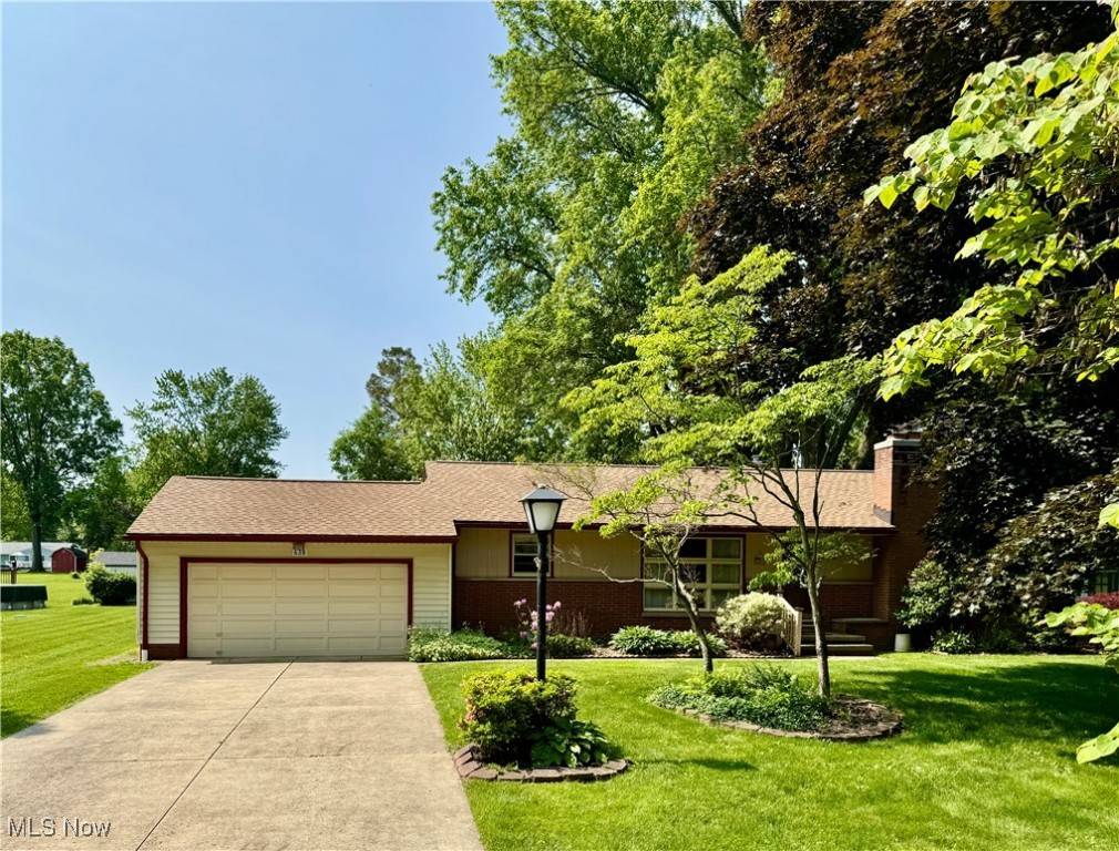 638 Fairwood RD, New Franklin, OH 44319