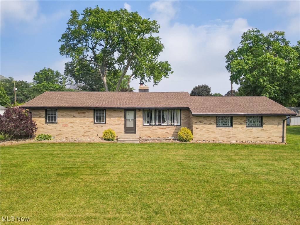 4810 S Main ST, Green, OH 44319