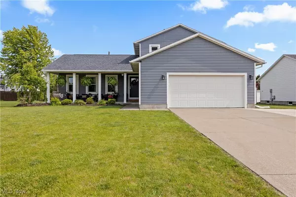 Amherst, OH 44001,435 Berry Ridge DR