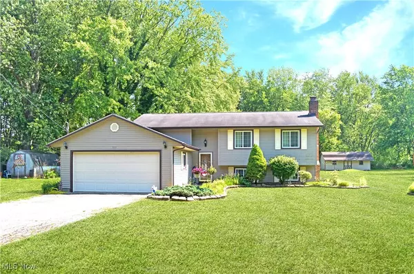 7014 Madison Ave, Madison, OH 44057