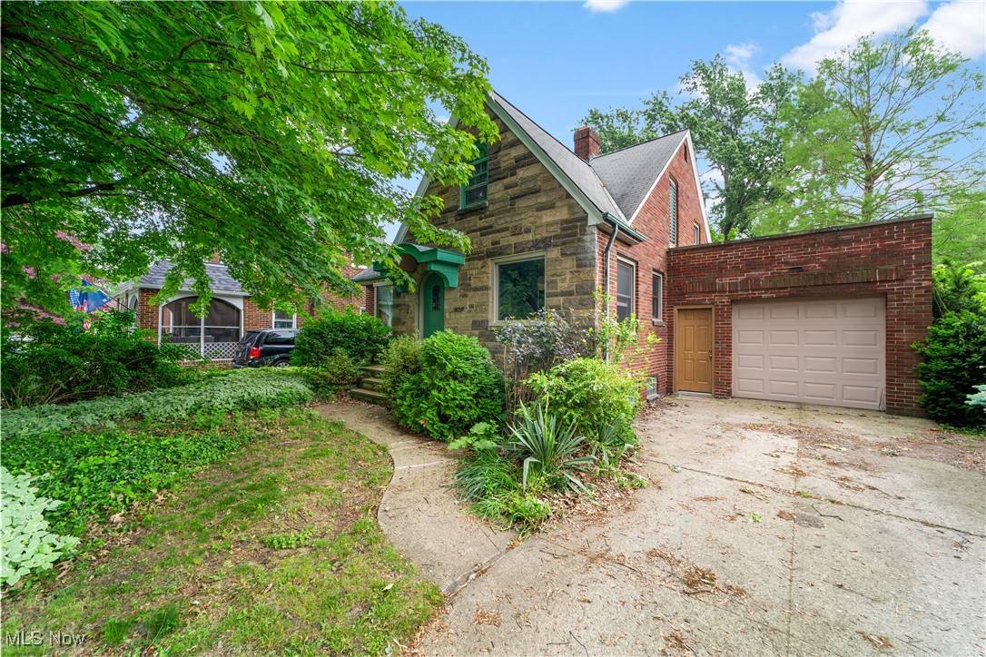 161 Noble Beach DR, Euclid, OH 44123