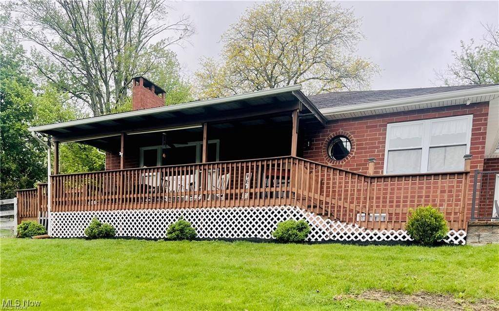 396 2nd ST NE, Carrollton, OH 44615