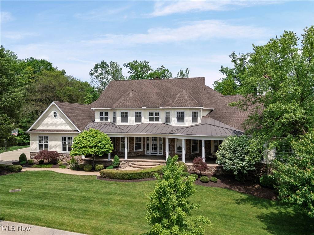 6761 Rivercrest DR, Brecksville, OH 44141