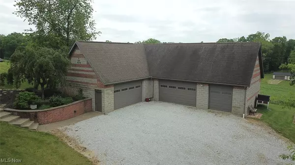 New Concord, OH 43762,59936 Clagett RD