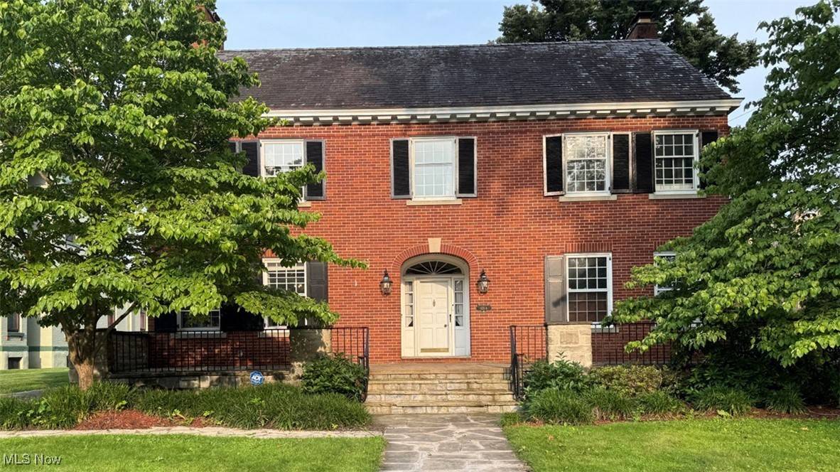 1014 Juliana ST, Parkersburg, WV 26101