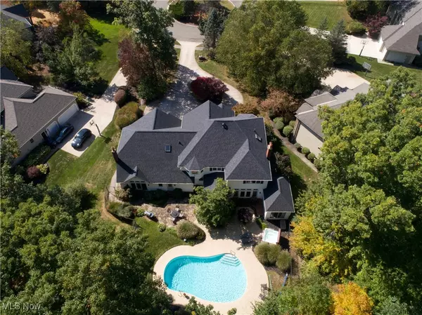 Solon, OH 44139,6807 Silkwood LN