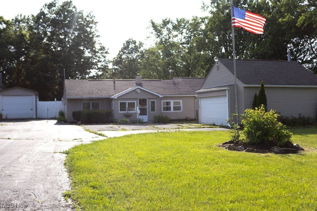 138 N Canfield Niles RD, Youngstown, OH 44515