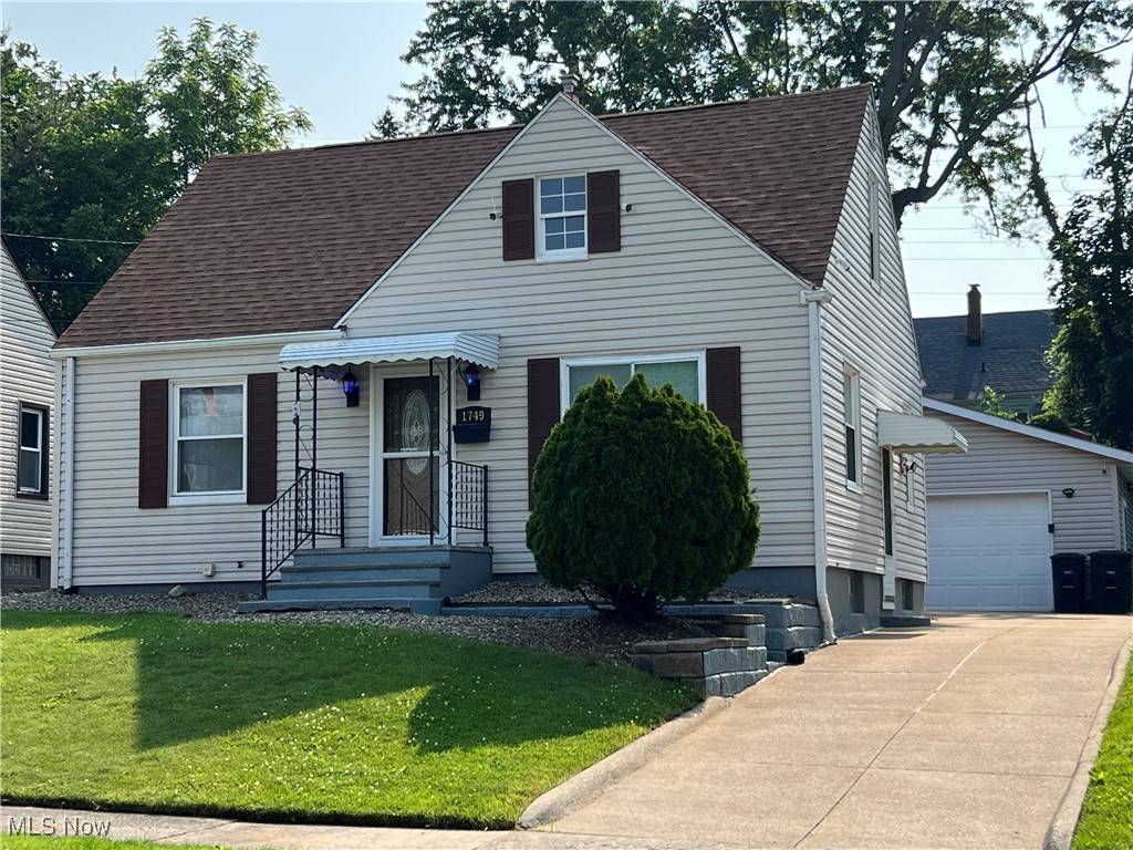 1749 Highview AVE, Akron, OH 44301