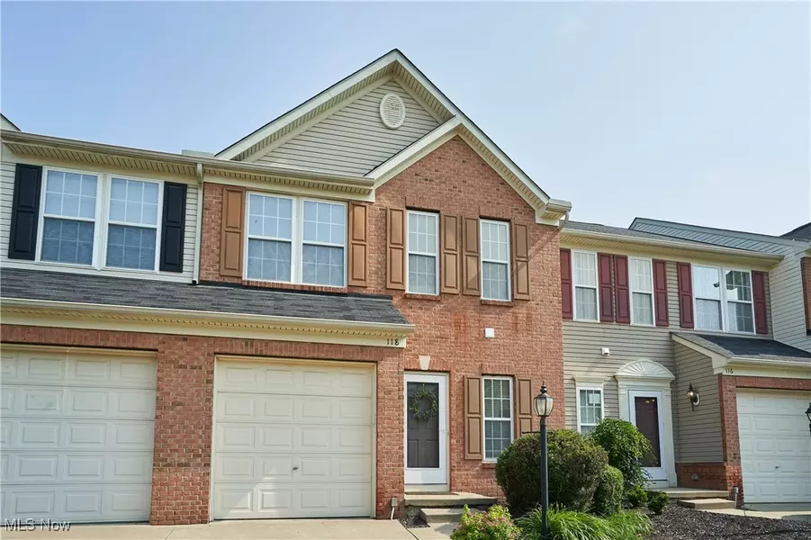 118 Ledgestone CT, Berea, OH 44017