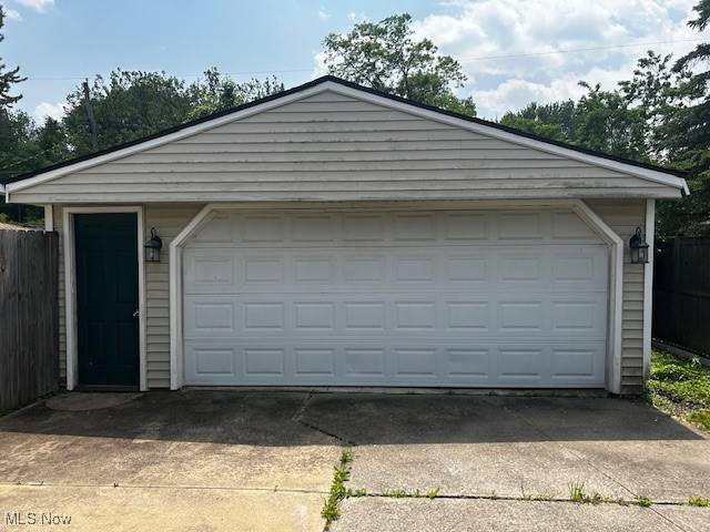 Sheffield Lake, OH 44054,4118 Holl AVE