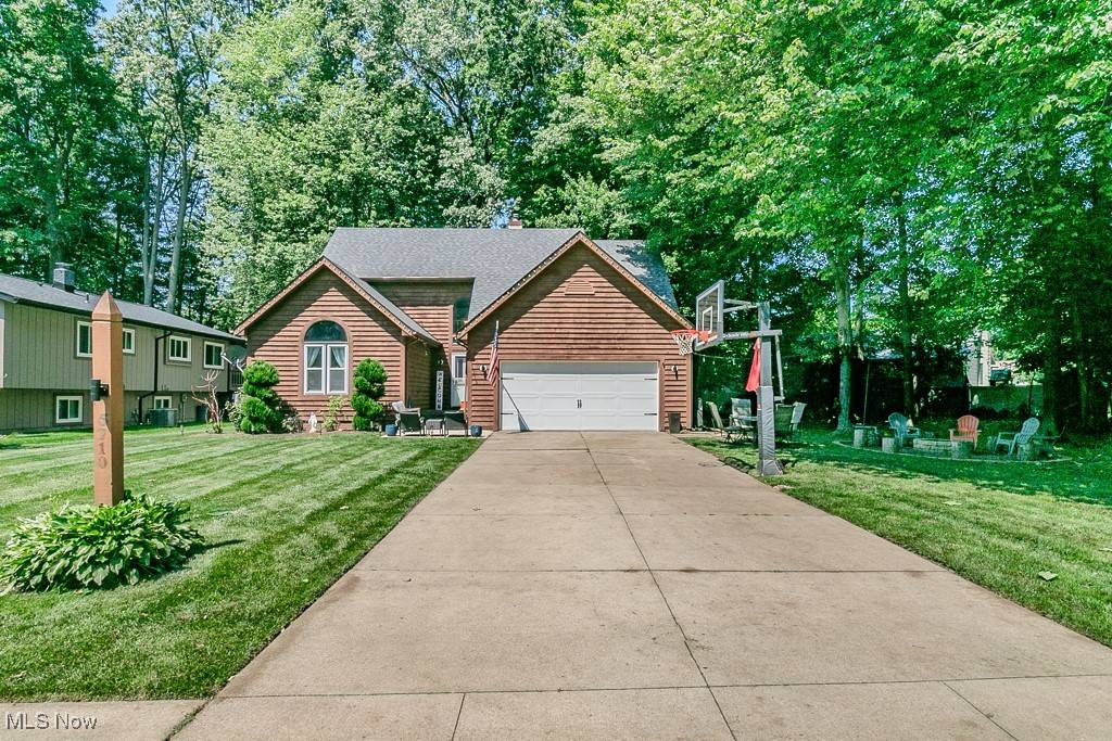 5710 Cardinal DR, Mentor, OH 44060