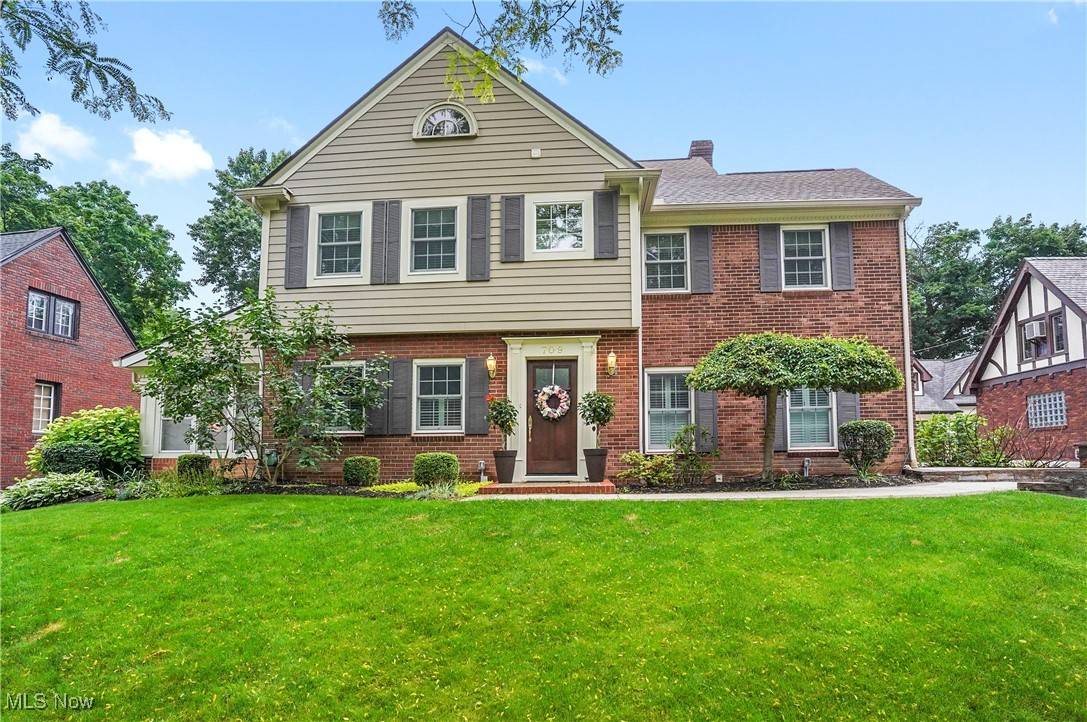 709 Palisades DR, Akron, OH 44303