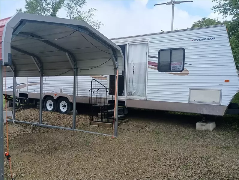 Opossum Run RD #184, Senecaville, OH 43780