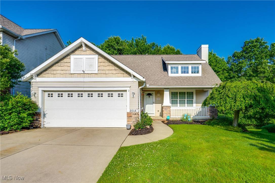 2518 Cedar Creek LN, Akron, OH 44312
